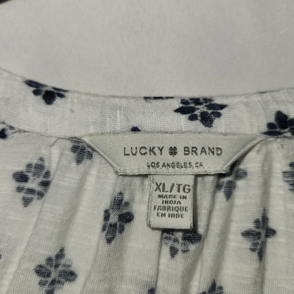 🌟Lucky Brand White and Blue Extra Large Blouse - Picture 7 of 9
